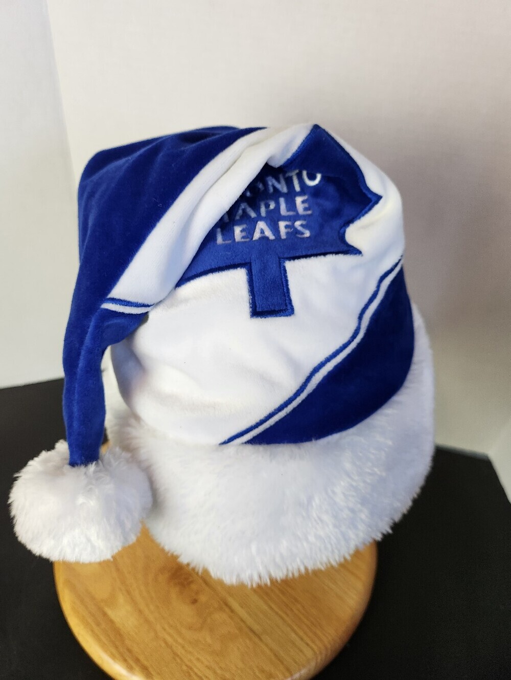 NHL Toronto Maple Leafs Blue and White Fleece Holiday Hat